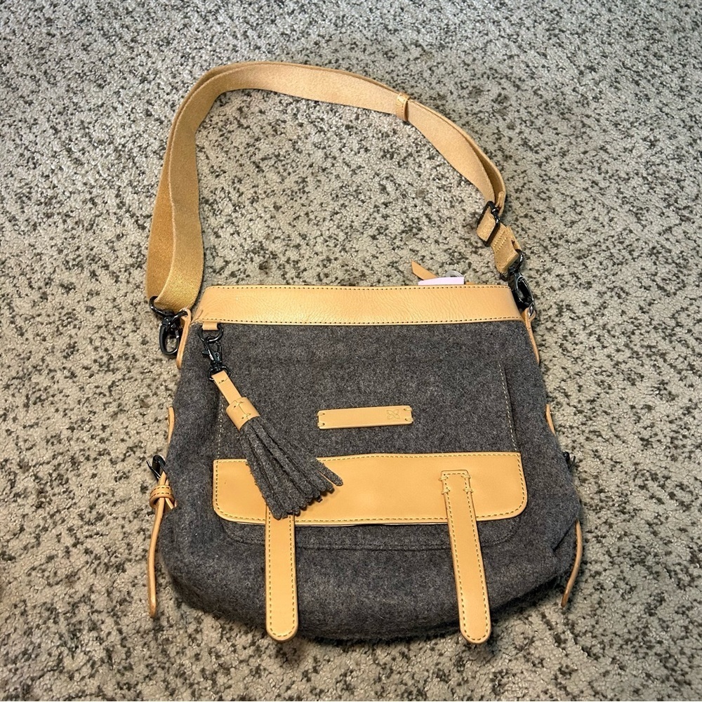 Sherpani Brown & Gray Chai Willow Wool Crossbody Handbag